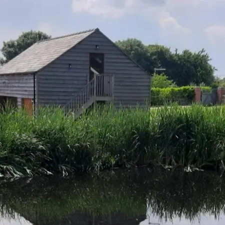 Swallows Retreat: A Country Loft *